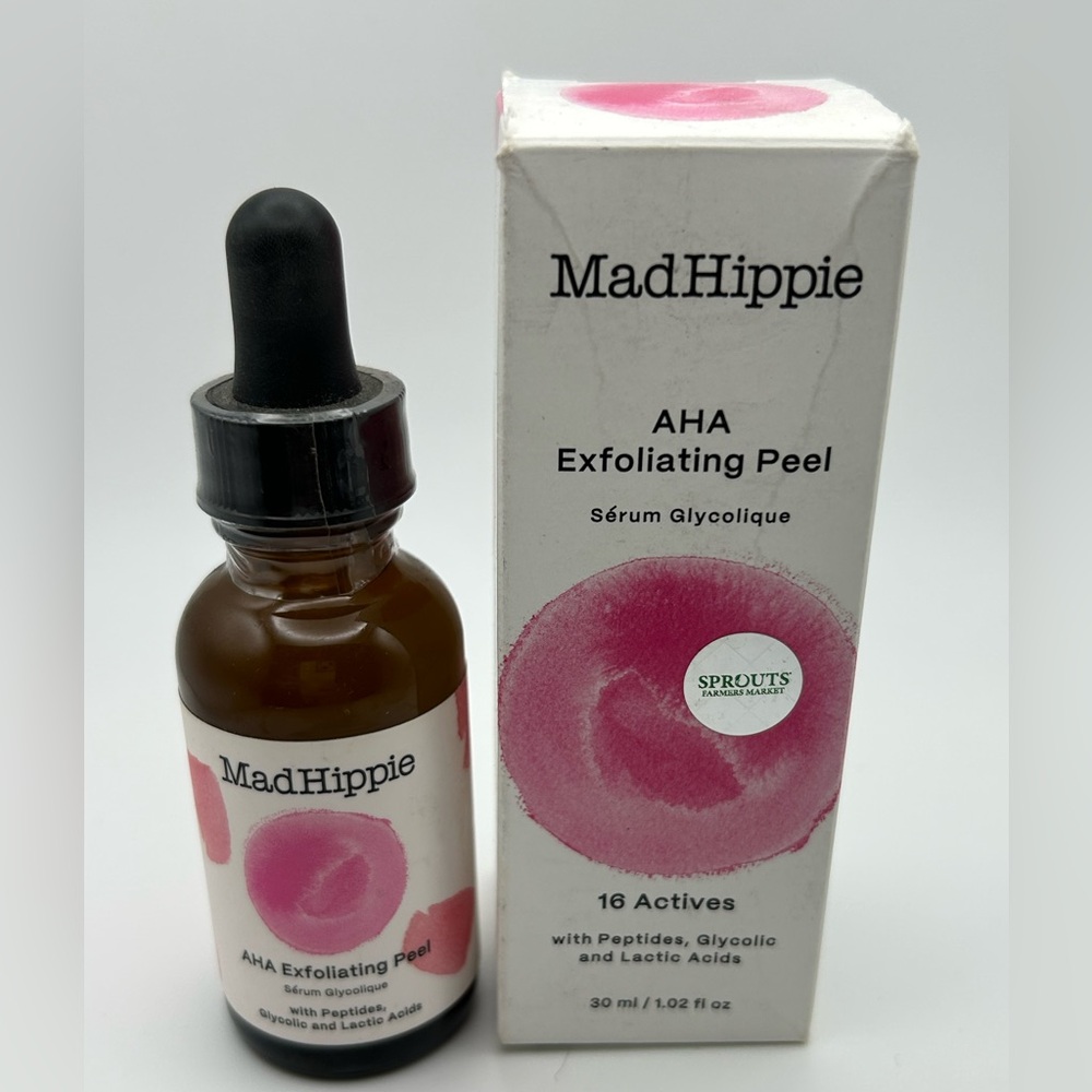 Mad Hippie AHA Exfoliating Peel With 16 Actives 1.02 fl oz/30 ml Exp 04/2026.
